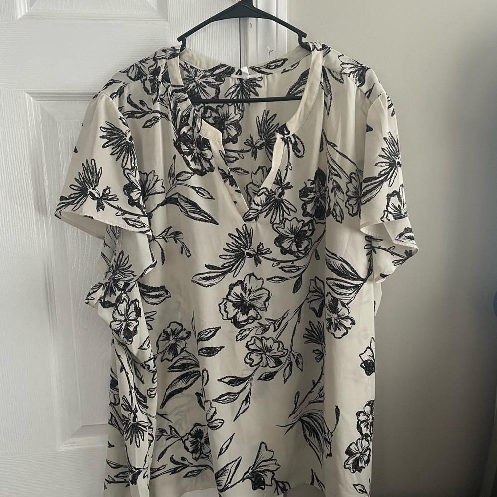 Maurices Black Floral Print Blouse